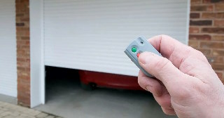 Купить автоматику для рулонных ворот Елизово, цена от 2735 руб.