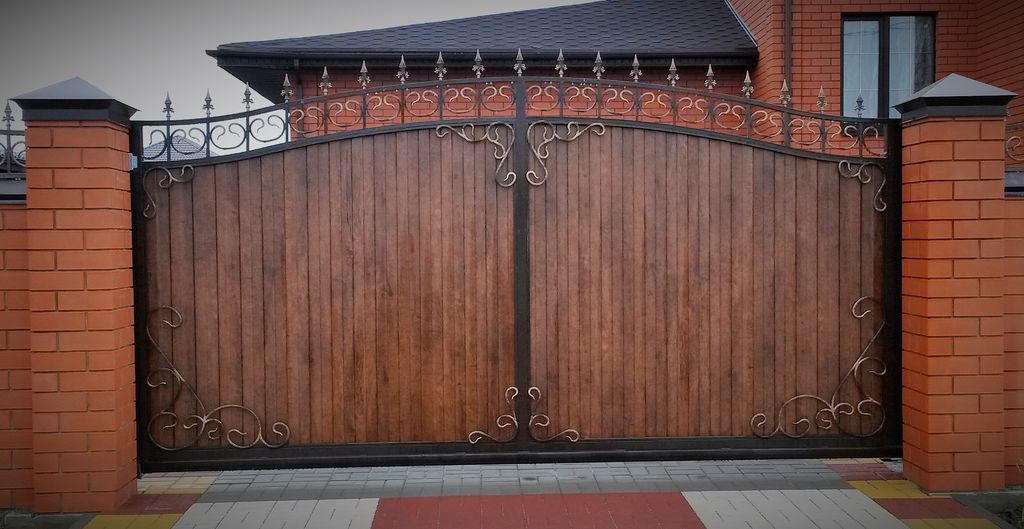 Купить простые ворота для дома: советы по выбору, установке и уходу в Елизово от 33024 руб | ВоротМастер-Лзв